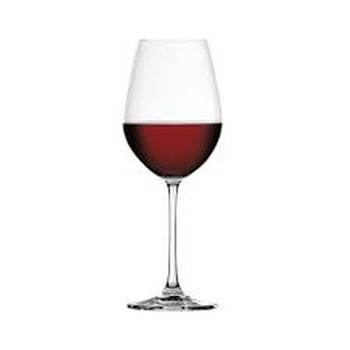 Glass of Diseños Pinot Noir